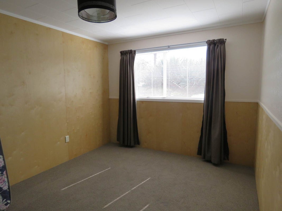 58 Ronald Avenue, Waiuku - Carousel 7