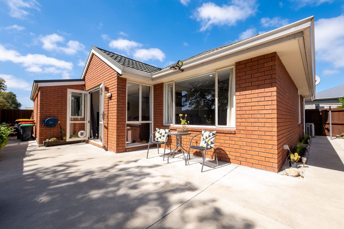 2/20 Braddon Street, Addington, Christchurch - Carousel 23