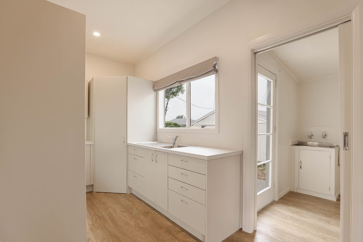 20 Eton Street, Hampstead, Ashburton - Carousel 2