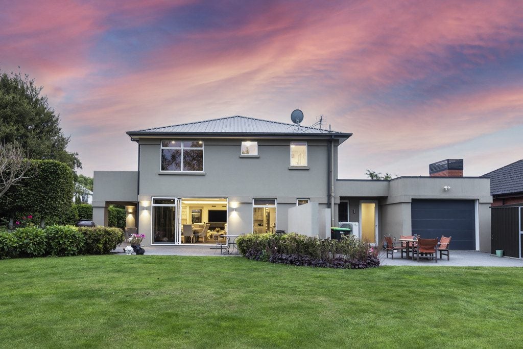 28 Rivers Edge, Northwood, Christchurch - Carousel 1