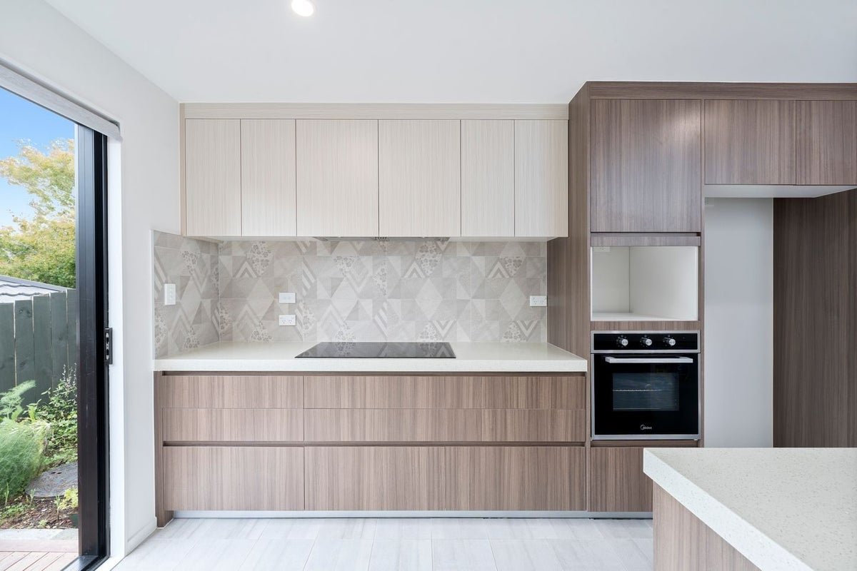 16/106 Triangle Road, Massey, Auckland - Carousel 2