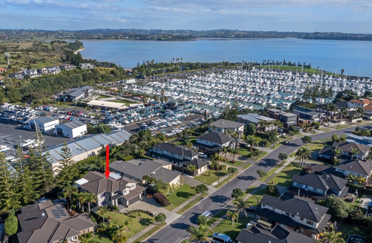 103 Pine Harbour Parade, Beachlands, Auckland - Carousel 1