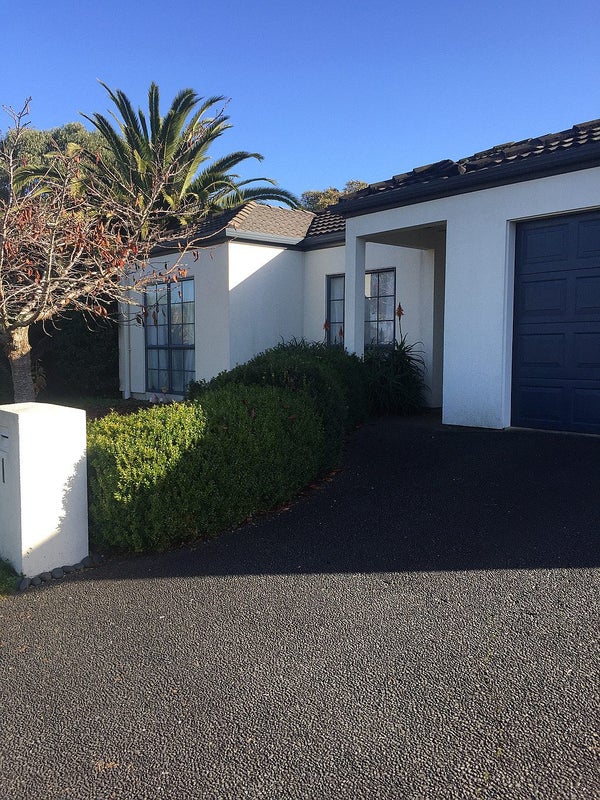 1 Bellona Place, Flagstaff, Hamilton - Carousel 17