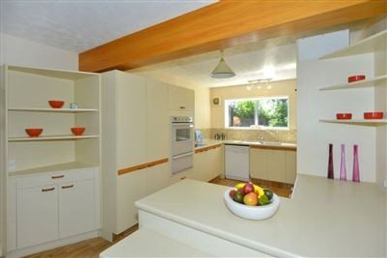 2/8A Rachel Place, Avonhead, Christchurch - Carousel 2