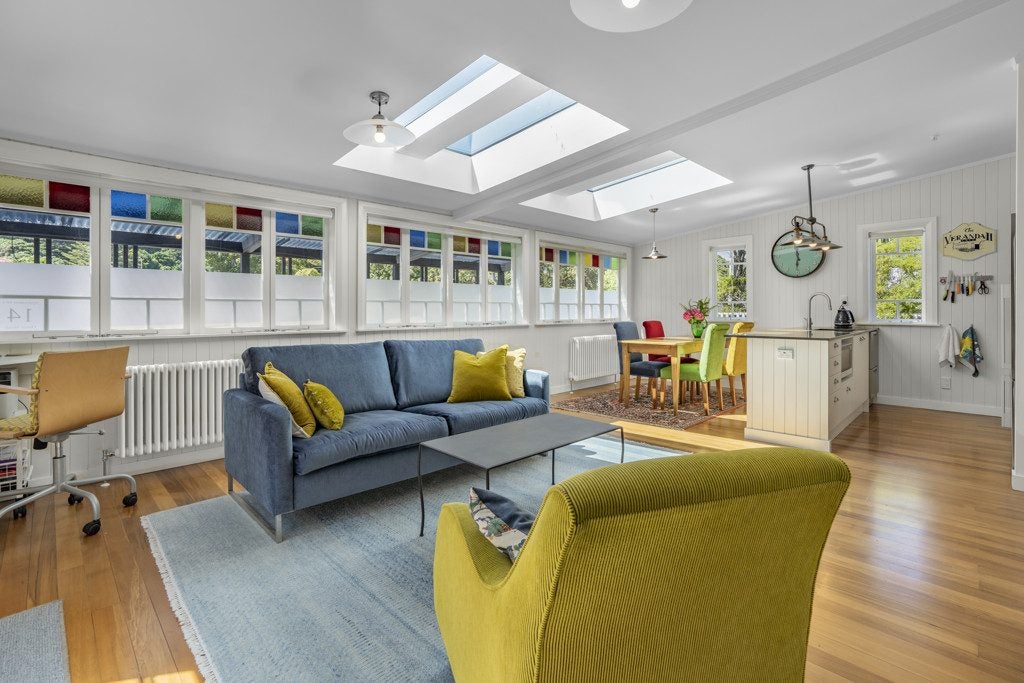 1/14 OROUA ST, Eastbourne, Lower Hutt - Carousel 2