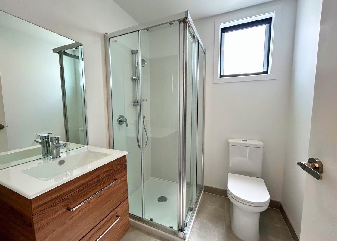 5/4 Mead Street, Avondale, Auckland - Carousel 8