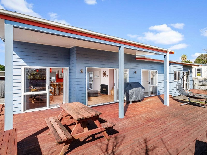 15A Roretana Drive, Athenree, Katikati - Carousel 1