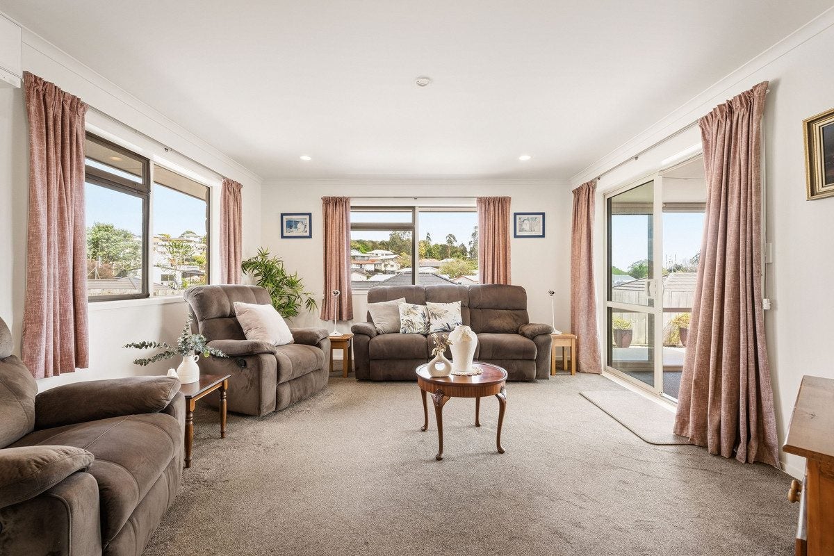2 Austen Way, Hairini, Tauranga - Carousel 2