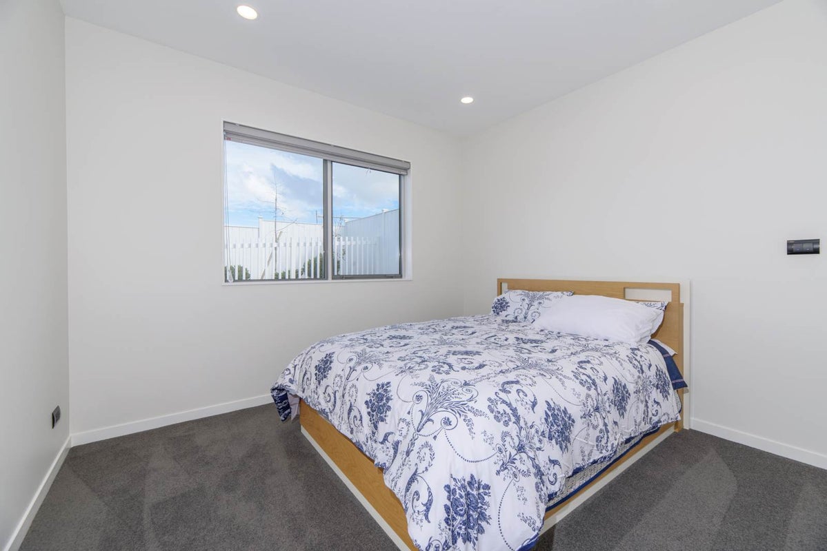 8 Luff Place, Long Bay, Auckland - Carousel 35