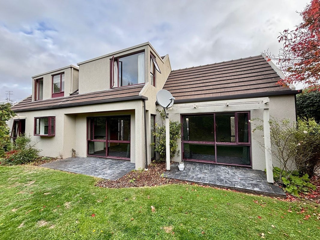 8A Braco Place, Burnside, Christchurch - Carousel 1