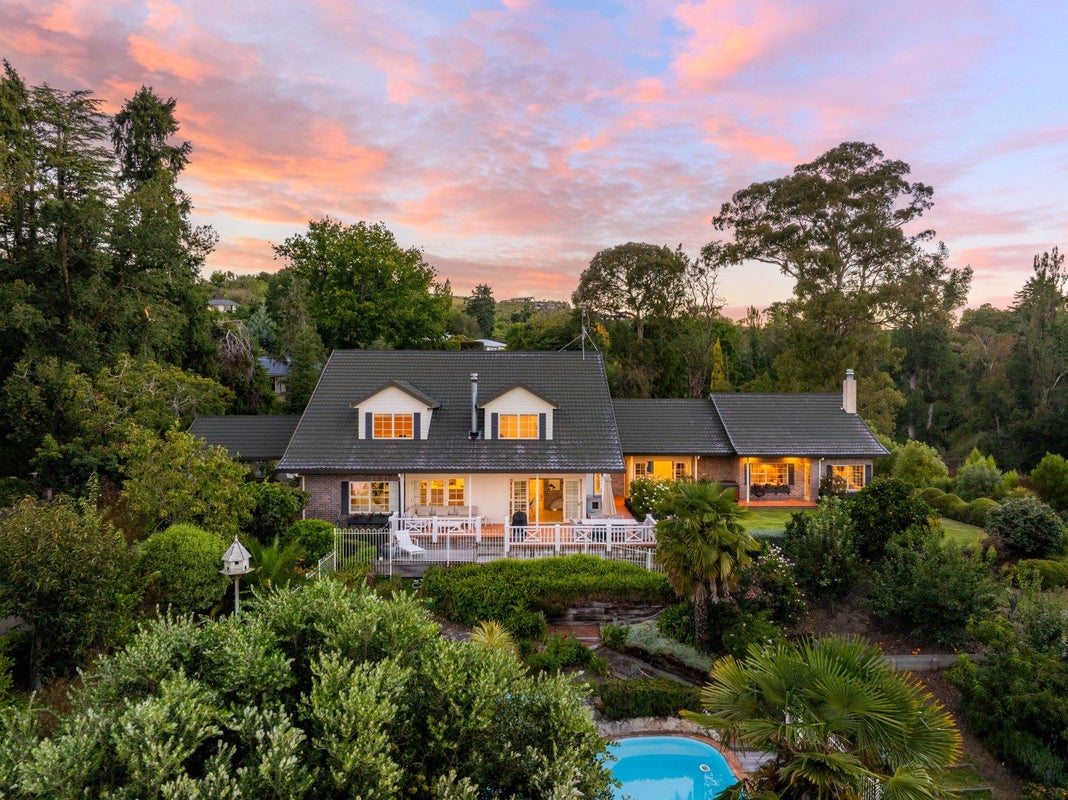 77 Endsleigh Road, Havelock North, Hastings - Carousel 2