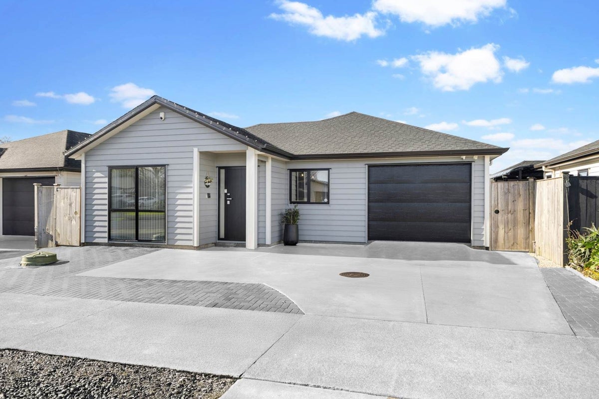 3 Toropapa Close, Takanini, Papakura, Auckland - Carousel 1