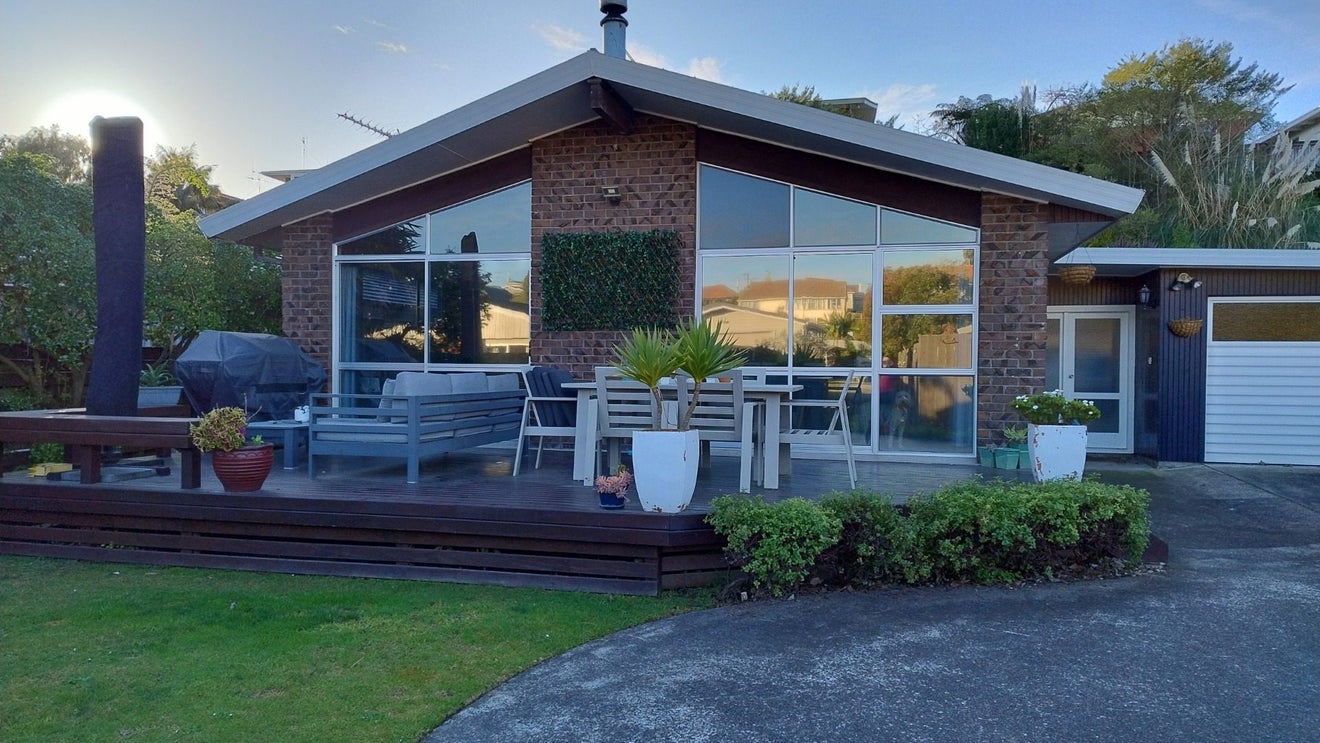 89 Shelley Road, WHATAUPOKO, GISBORNE - Carousel 1
