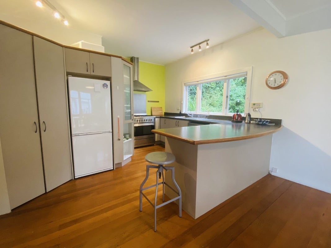 127 Upland Road, Kelburn, Wellington - Carousel 2
