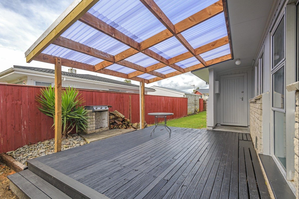 1 Cavendish Crescent, Awapuni, Palmerston North - Carousel 15