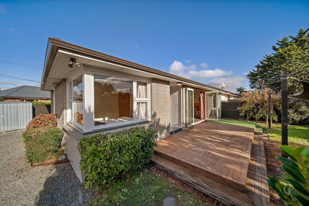 1/90 MacKenzie Avenue, Woolston, Christchurch - Carousel 1