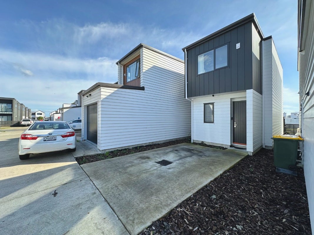 30 Parahau Road, Ardmore, Auckland - Carousel 8