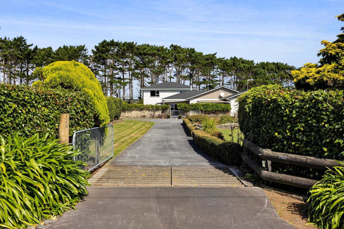 160 Upper Kina Road, Oaonui, Opunake - Carousel 1