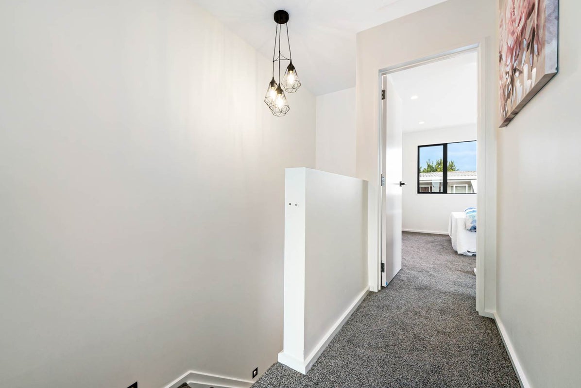 7/285 Te Atatu Road, Te Atatu South, Auckland - Carousel 2