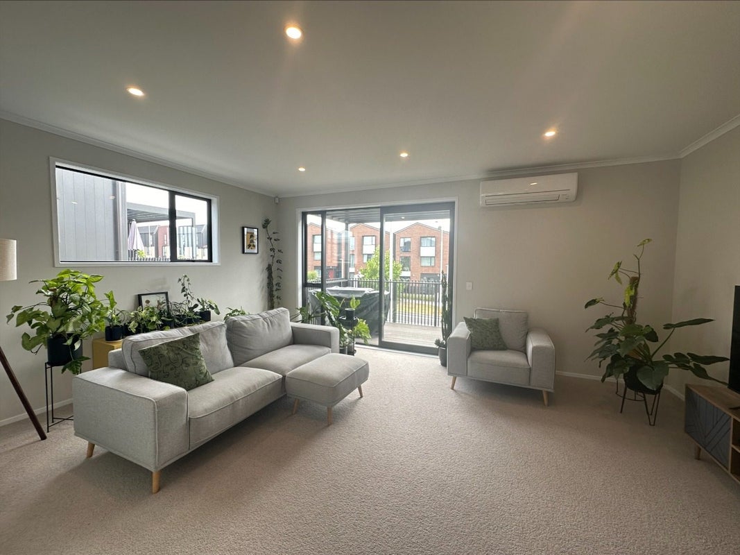5/2 Rangitamiro Place, Hobsonville, Auckland - Carousel 2