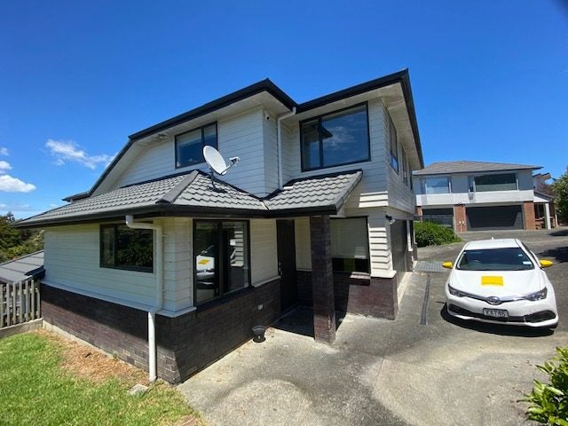 7 Philadelphia Avenue, Albany Heights, Auckland - Carousel 1