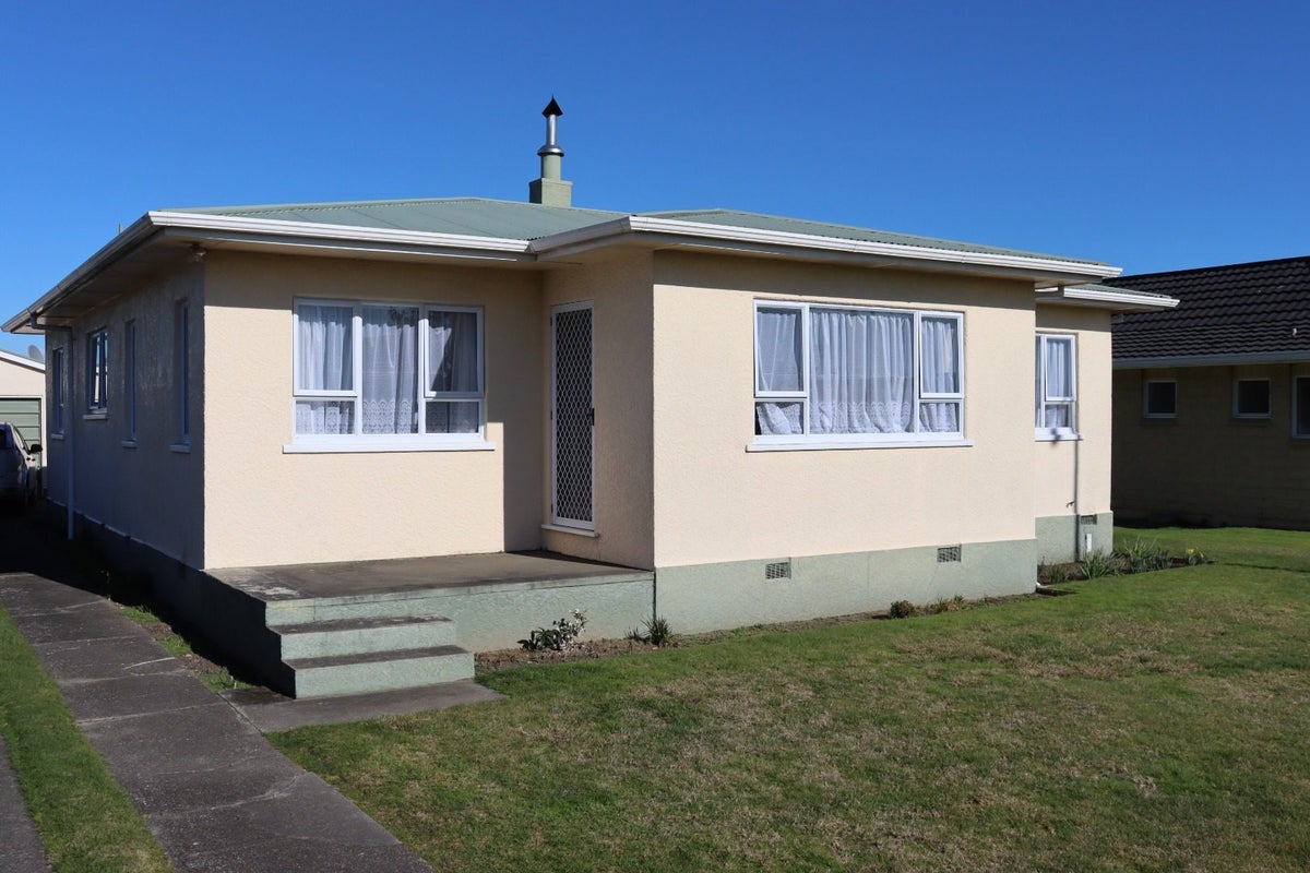 75 Green Street, Tahunanui, Nelson - Carousel 2