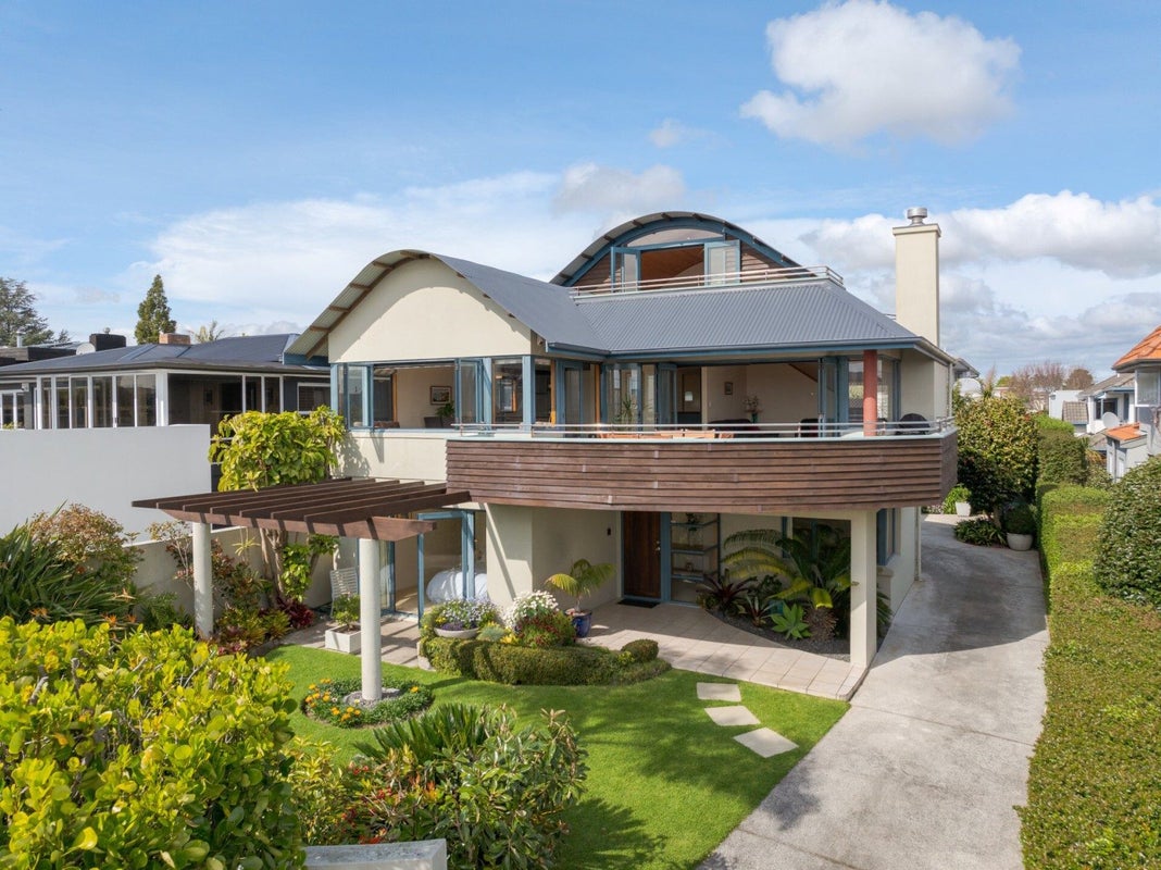 3 Pillans Road, Otumoetai, Tauranga - Carousel 1