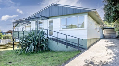 7 Bayly Street, Dargaville - Carousel 1