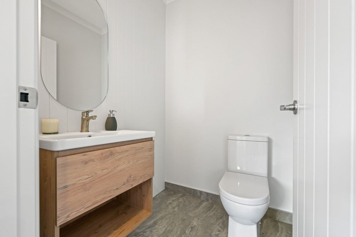 86 Maanihi Drive, Rototuna North, Hamilton - Carousel 13