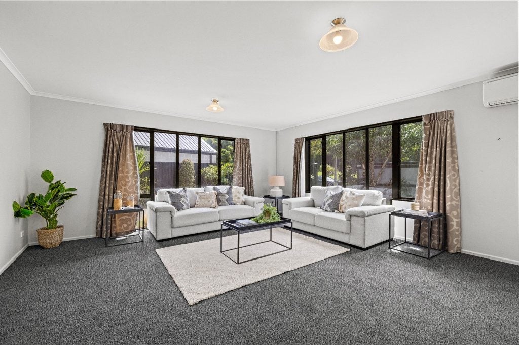 15 Willoughby Lane, Parklands, Christchurch - Carousel 2