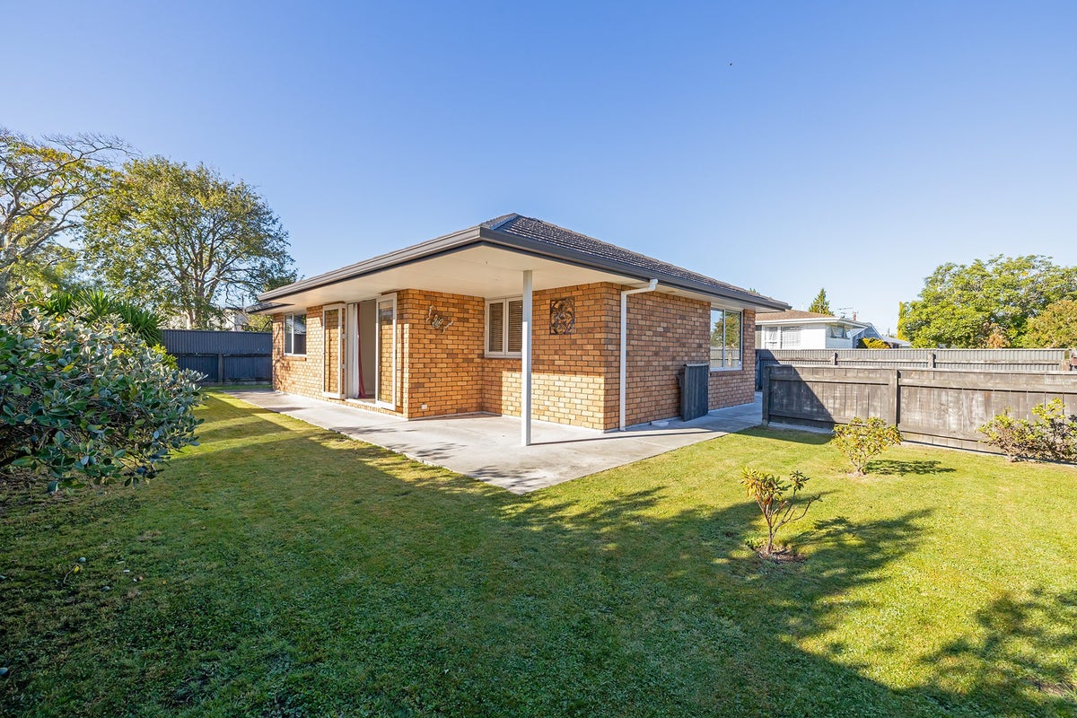 1A Fisher Place, Carterton, Carterton - Carousel 1