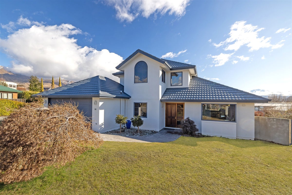 23 Scaife Place, Wanaka - Carousel 1