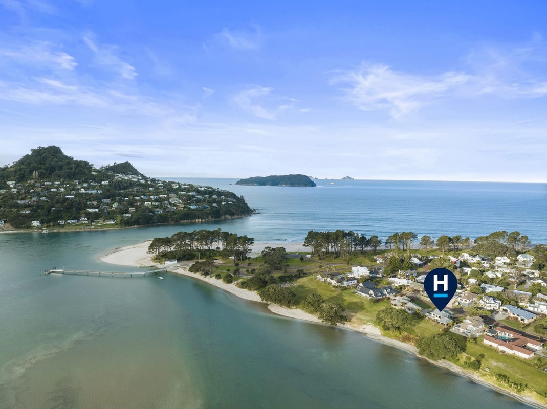 9A Brodie Lane, Pauanui - Carousel 1