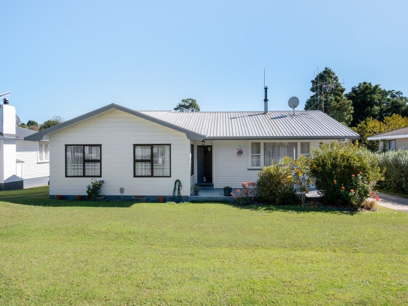 61 Esk Street, Parkvale, Tauranga - Carousel 1