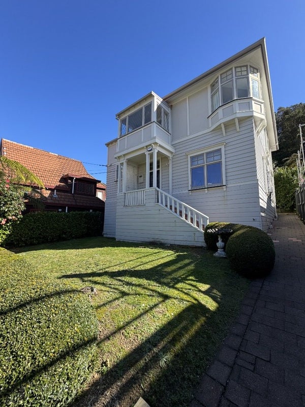 14 Glen Road, Kelburn, Wellington - Carousel 2