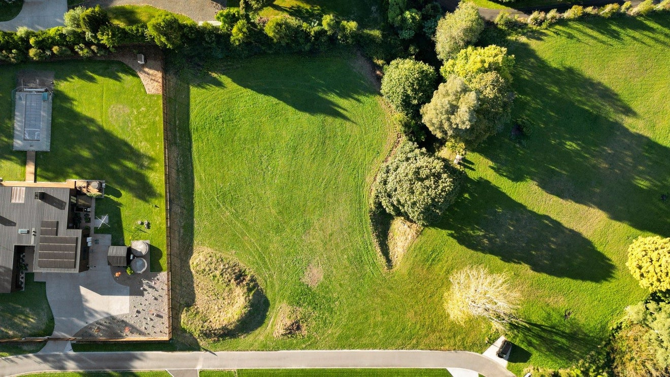9 Pekapeka Lane, Tamahere, Hamilton - Carousel 1