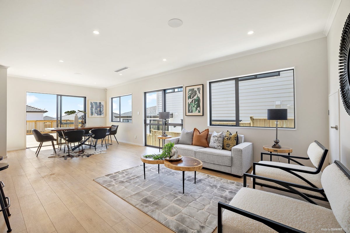 5 Tiro Street, Flat Bush, Auckland - Carousel 2