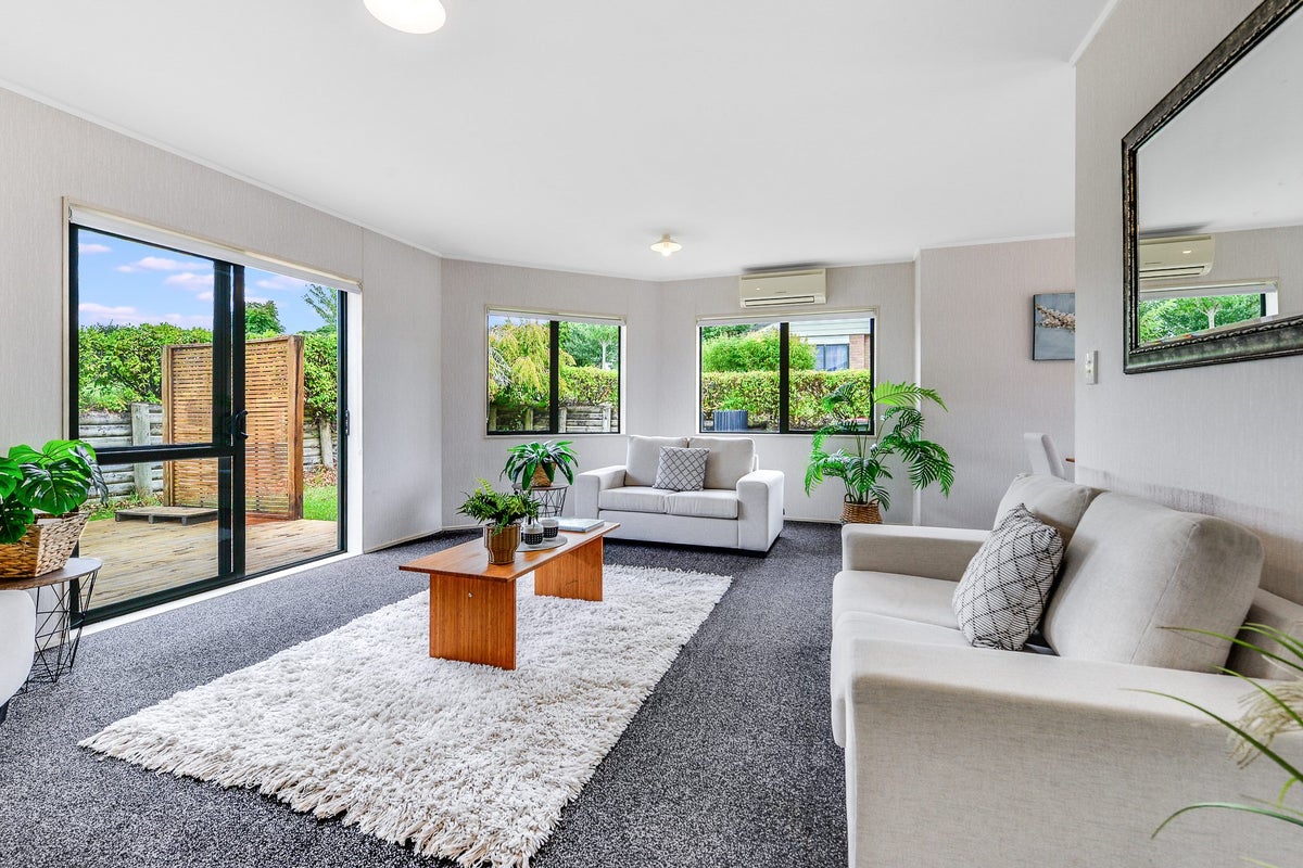 64 Brymer Road, Grandview Heights, Hamilton - Carousel 1