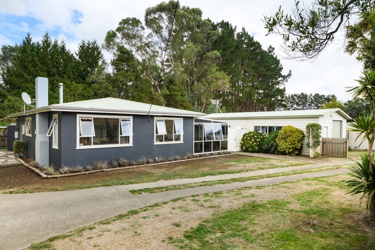 1112 Rangiotu RD, Rangiotu, Palmerston North - Carousel 1