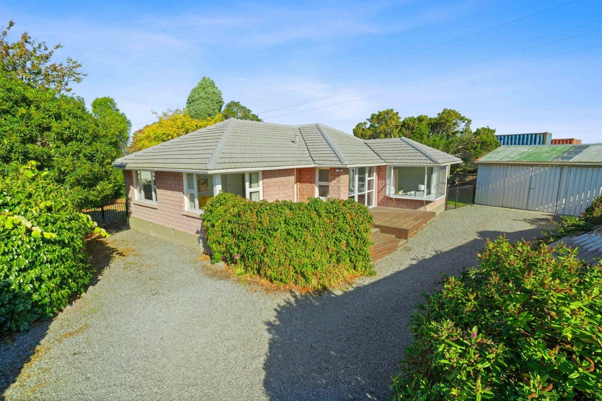 79 Boston Avenue, Hornby, Christchurch - Carousel 1
