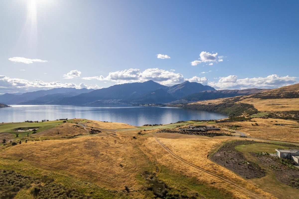 3 Water Race Lane, Jacks Point, Queenstown - Carousel 30