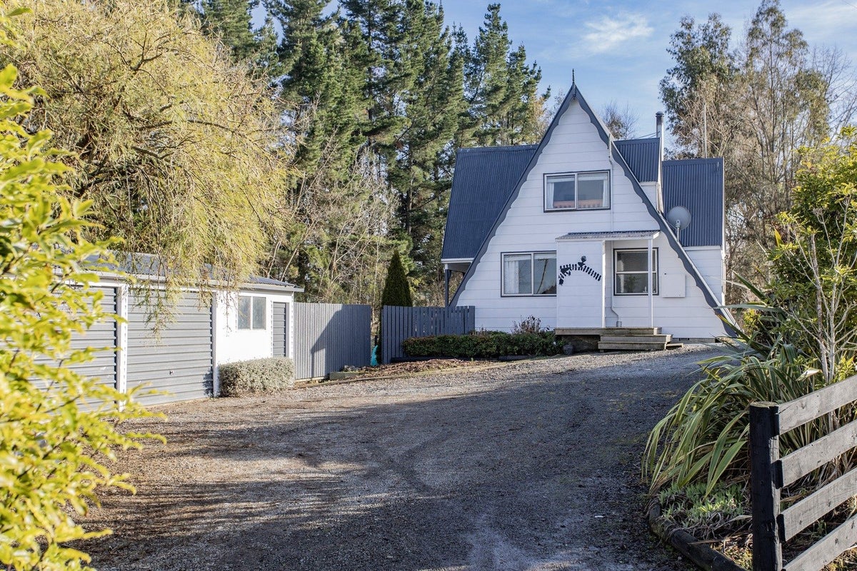 31 Pittville Street, Loburn, Rangiora - Carousel 1