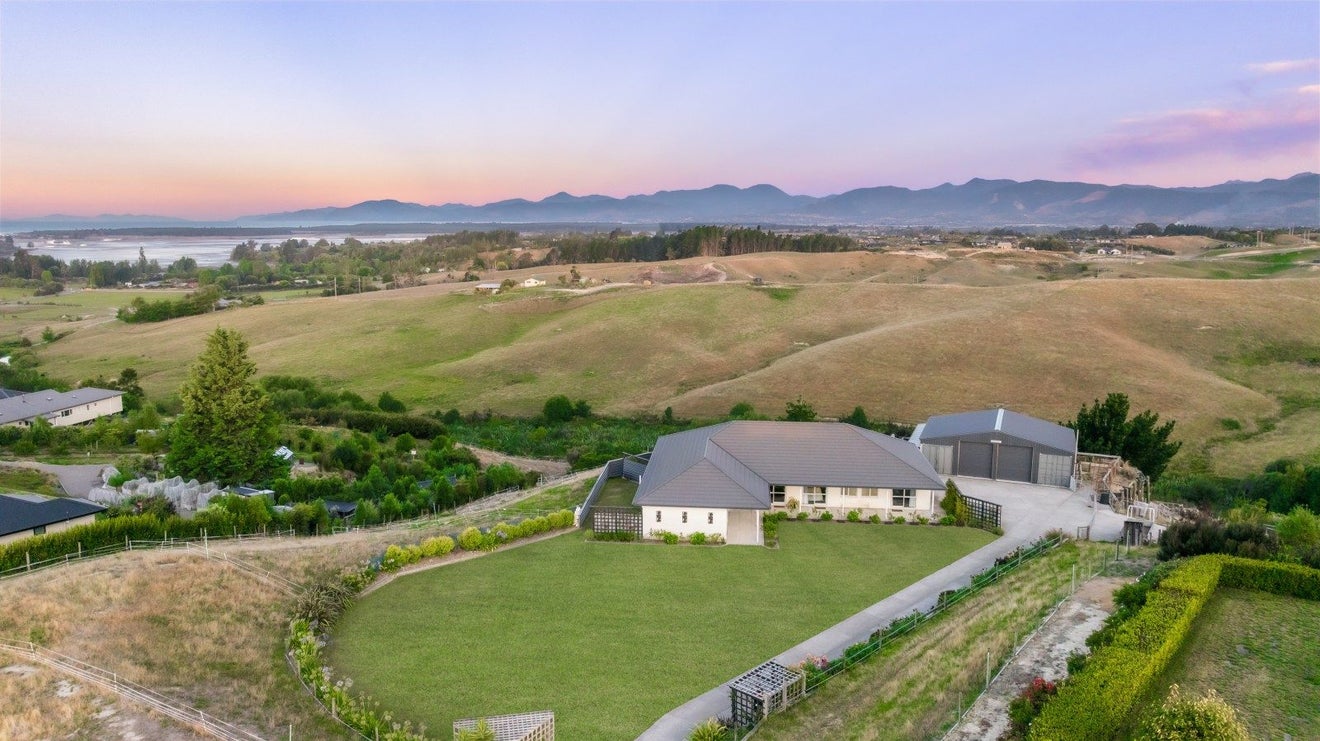 39 Eban Road, Redwood Valley, Richmond - Carousel 2