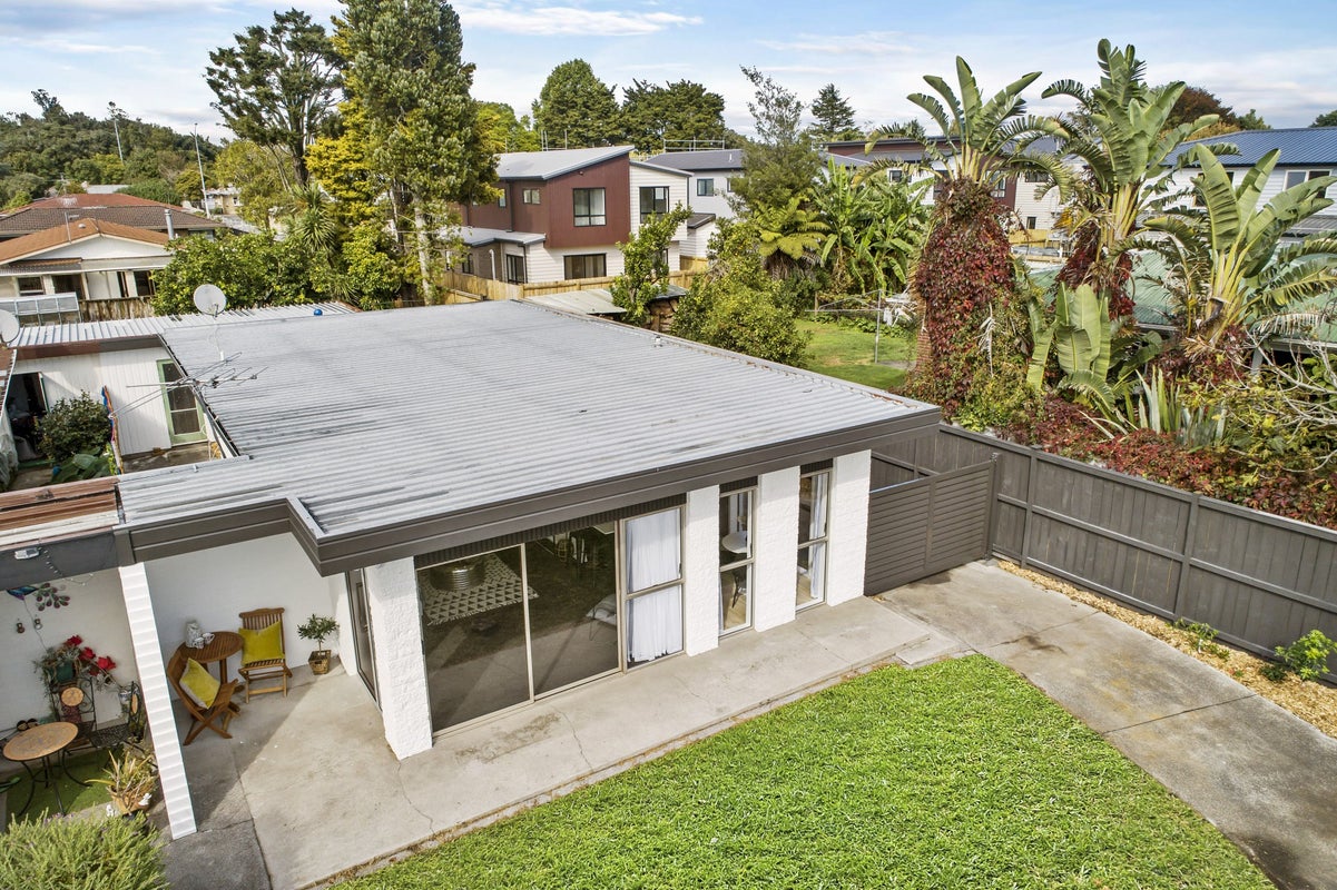 46B Manse Road, Pahurehure, Papakura - Carousel 2