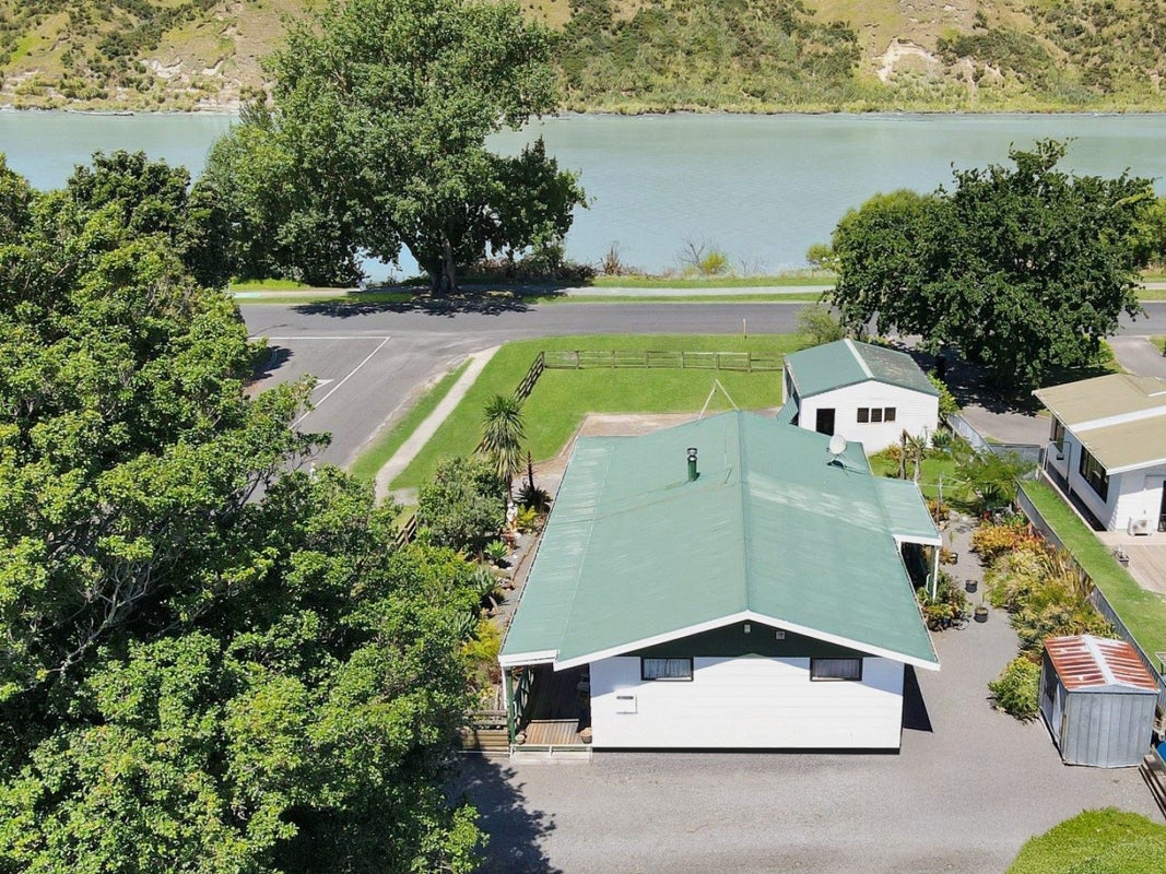 8 Sturdee Street, Wairoa, Wairoa - Carousel 20