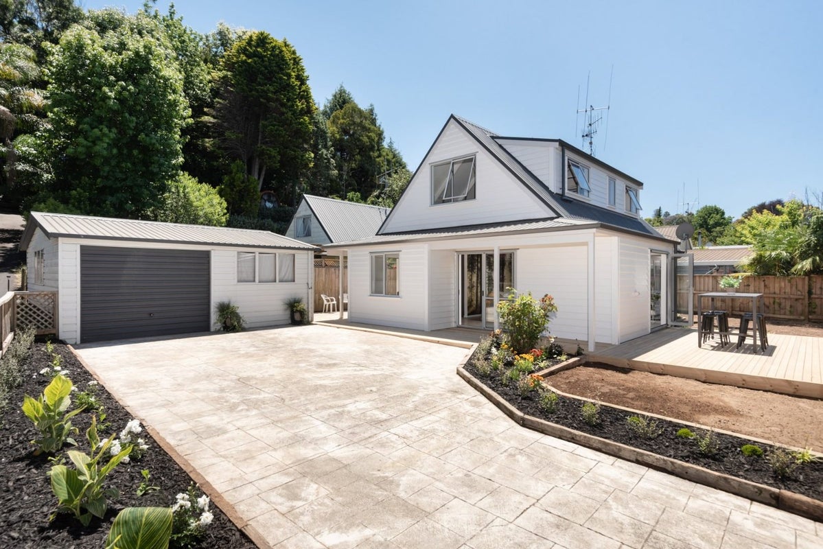127A Darraghs Road, Brookfield, Tauranga - Carousel 1