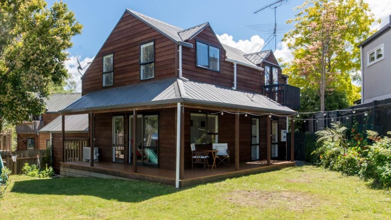 2/35 Jaemont Avenue, Te Atatu South, Auckland - Carousel 1