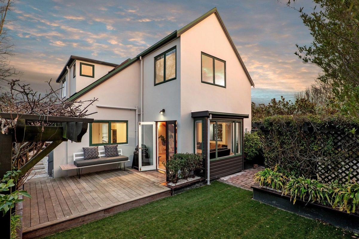 114 Knowles Street, St Albans, Christchurch - Carousel 2