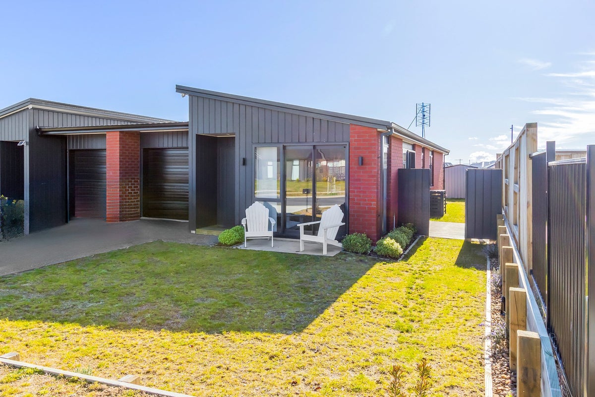 5 Makomako Crescent, Wharewaka, Taupo - Carousel 2