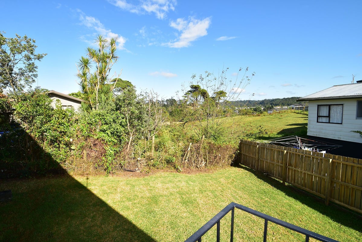 27 Wallace Road, Ranui, Auckland - Carousel 13